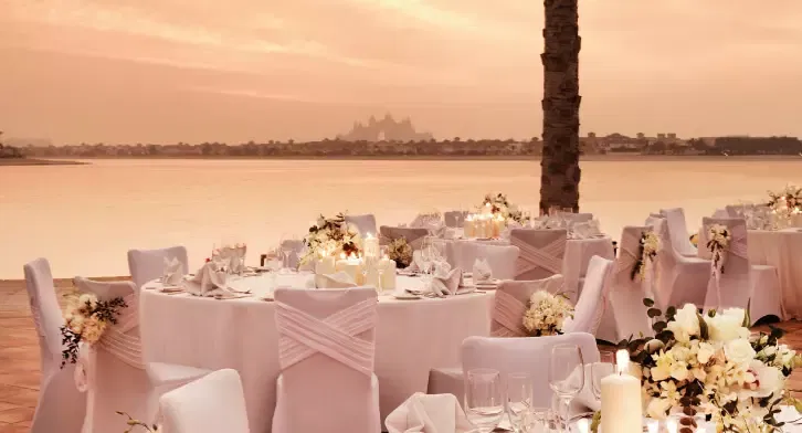 Organise a perfect beach wedding at Anantara 
